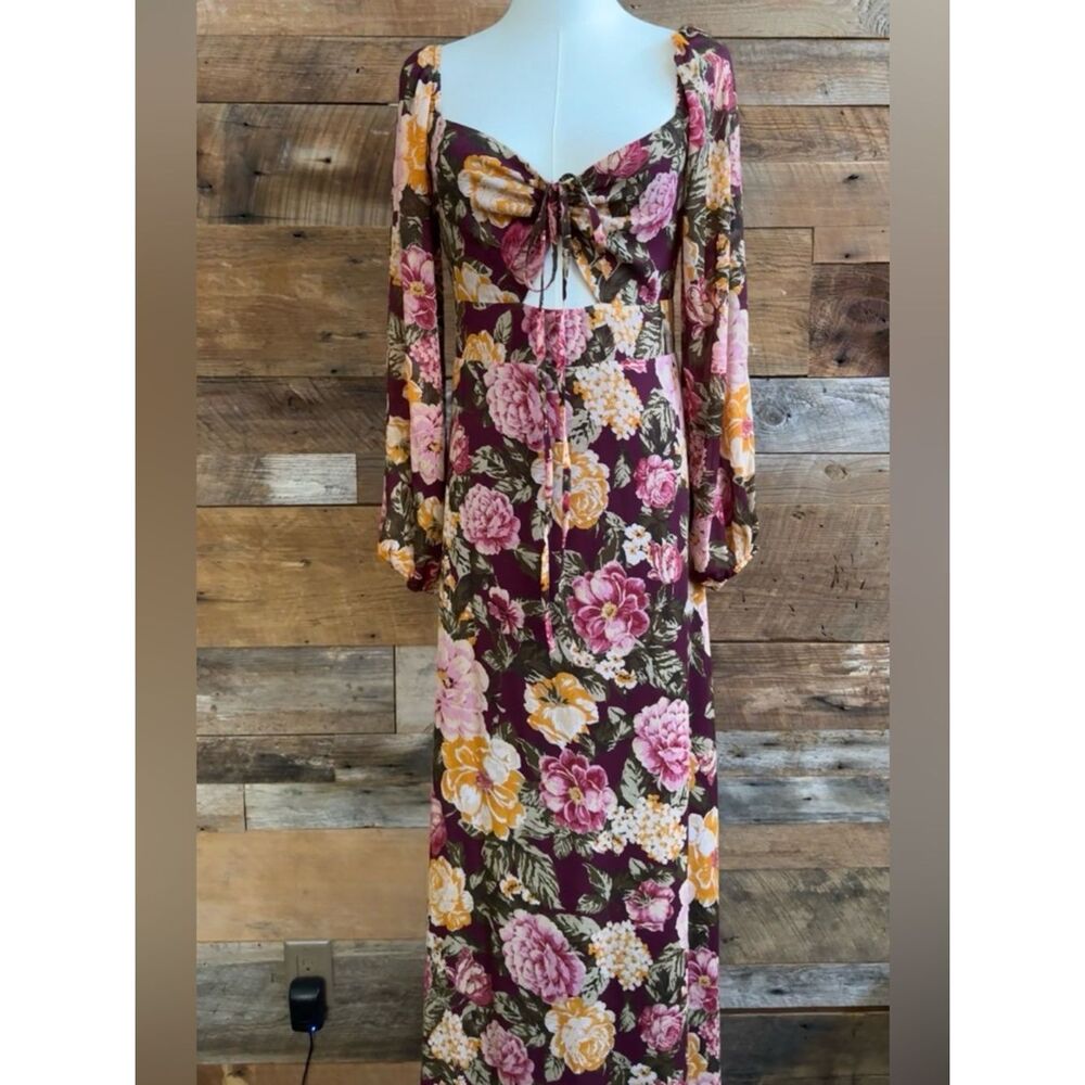 En Creme Burgundy Floral Long Sleeve Tie Front Cut Out Chiffon Maxi Dress Med